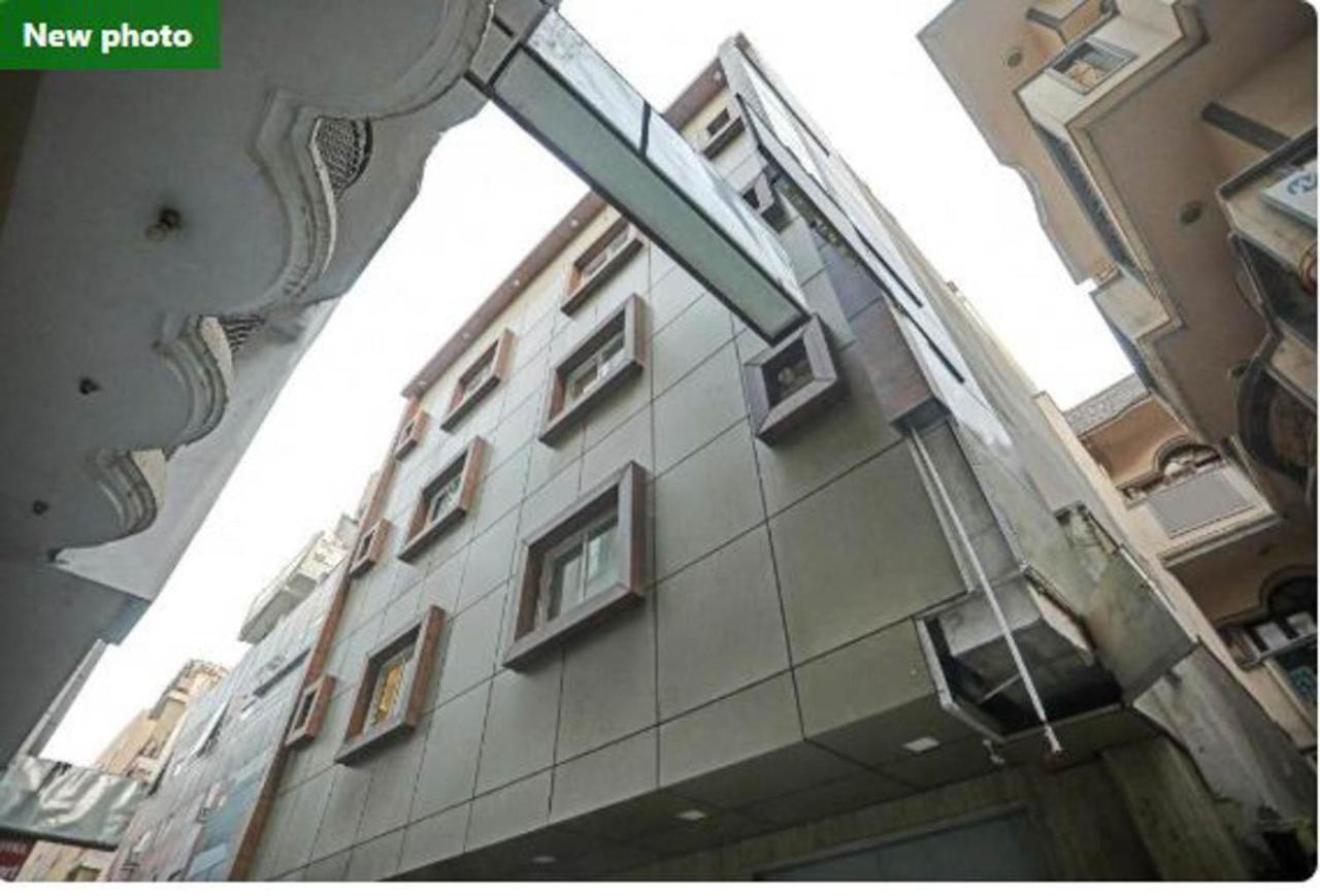 Wowstops-Clark Near Delhi Airport Hotell New Delhi Exteriör bild